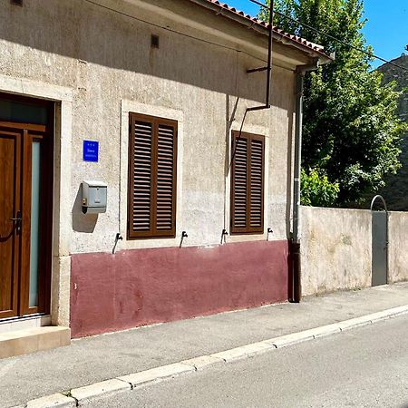 V&V Apartment Pula Exterior photo